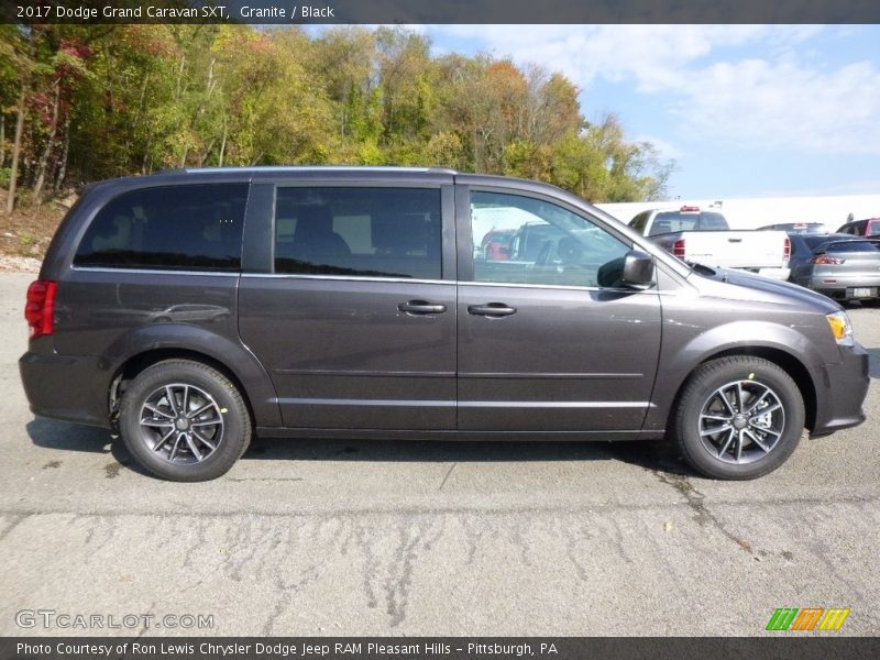 Granite / Black 2017 Dodge Grand Caravan SXT