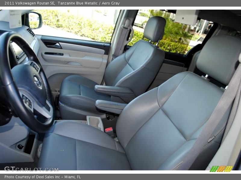 Tanzanite Blue Metallic / Aero Gray 2011 Volkswagen Routan SE
