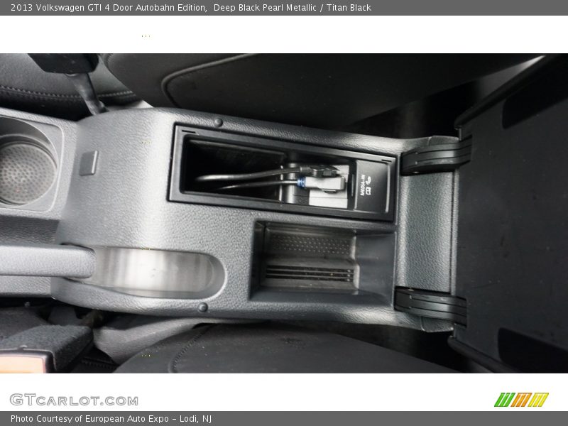 Deep Black Pearl Metallic / Titan Black 2013 Volkswagen GTI 4 Door Autobahn Edition