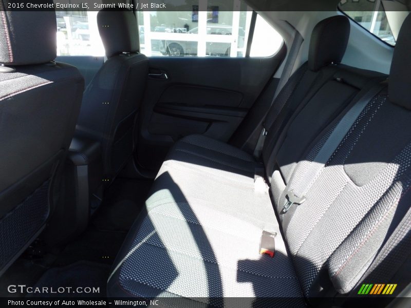 Summit White / Jet Black 2016 Chevrolet Equinox LS