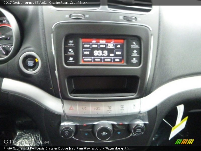 Granite Pearl-Coat / Black 2017 Dodge Journey SE AWD