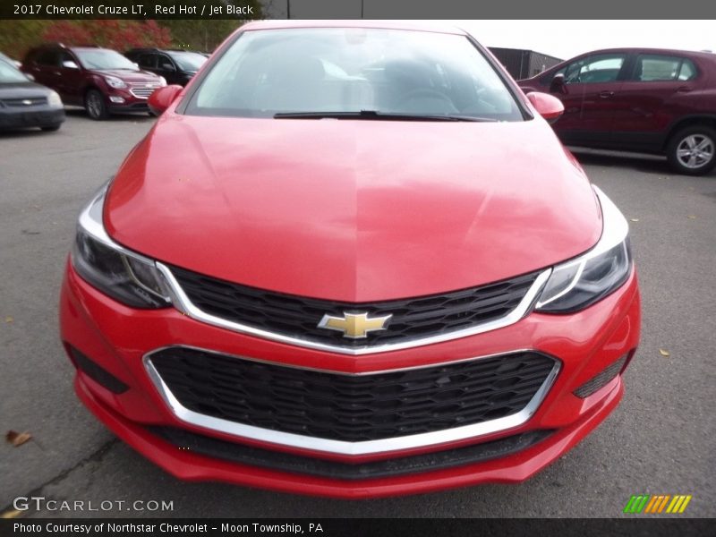 Red Hot / Jet Black 2017 Chevrolet Cruze LT