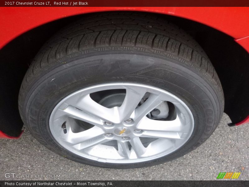 Red Hot / Jet Black 2017 Chevrolet Cruze LT