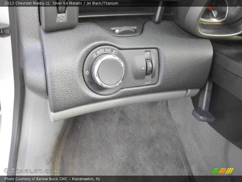 Silver Ice Metallic / Jet Black/Titanium 2013 Chevrolet Malibu LS