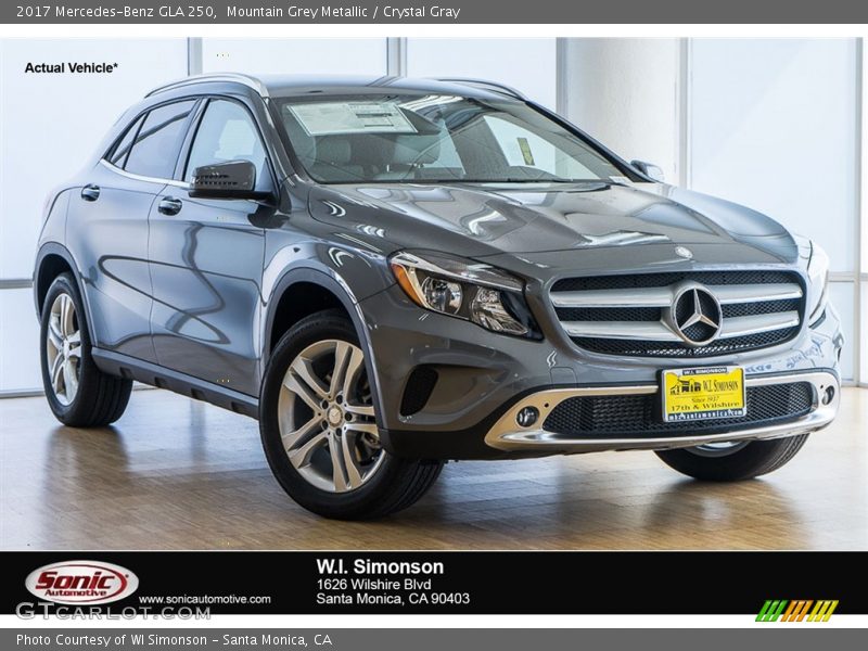 Mountain Grey Metallic / Crystal Gray 2017 Mercedes-Benz GLA 250