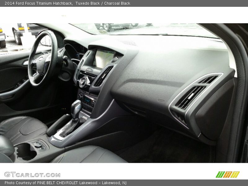 Tuxedo Black / Charcoal Black 2014 Ford Focus Titanium Hatchback