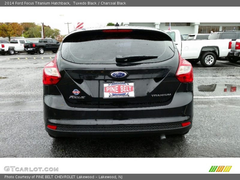 Tuxedo Black / Charcoal Black 2014 Ford Focus Titanium Hatchback