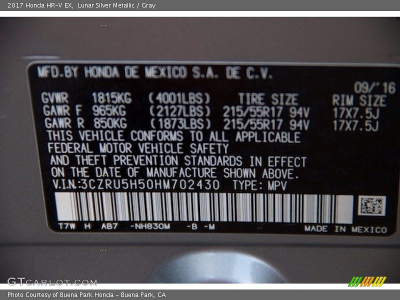 Lunar Silver Metallic / Gray 2017 Honda HR-V EX