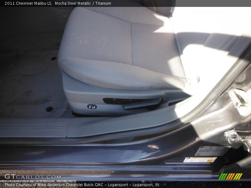 Mocha Steel Metallic / Titanium 2011 Chevrolet Malibu LS