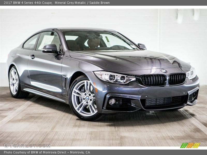 Front 3/4 View of 2017 4 Series 440i Coupe