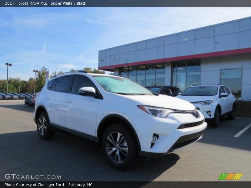 Super White / Black 2017 Toyota RAV4 XLE