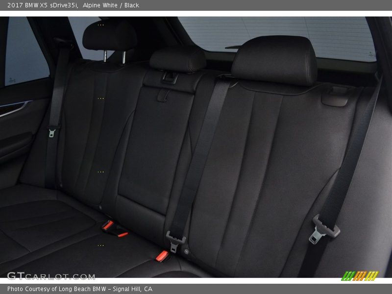 Alpine White / Black 2017 BMW X5 sDrive35i
