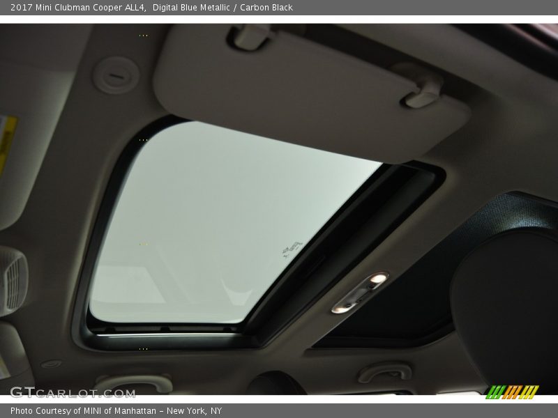 Sunroof of 2017 Clubman Cooper ALL4