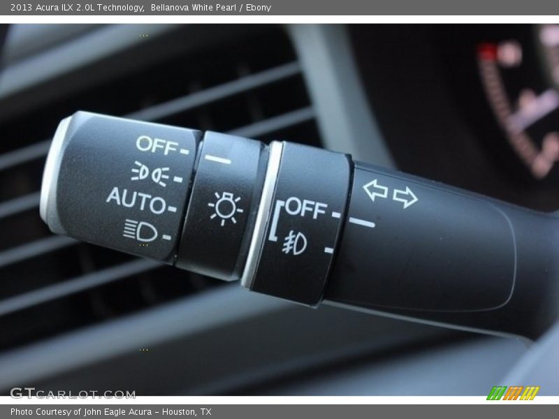 Bellanova White Pearl / Ebony 2013 Acura ILX 2.0L Technology