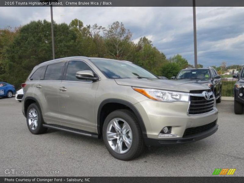 Front 3/4 View of 2016 Highlander Limited