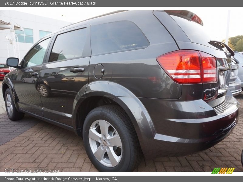 Granite Pearl-Coat / Black 2017 Dodge Journey SE