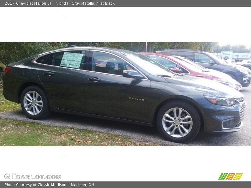 Nightfall Gray Metallic / Jet Black 2017 Chevrolet Malibu LT