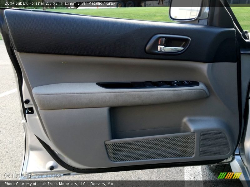 Platinum Silver Metallic / Gray 2004 Subaru Forester 2.5 XS