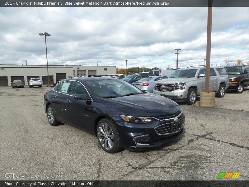 Front 3/4 View of 2017 Malibu Premier