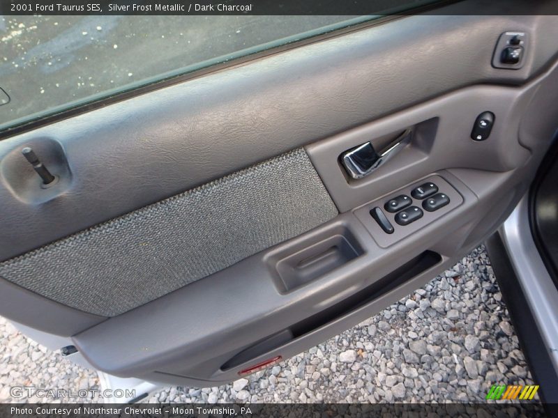Silver Frost Metallic / Dark Charcoal 2001 Ford Taurus SES
