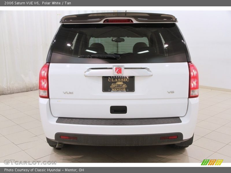 Polar White / Tan 2006 Saturn VUE V6