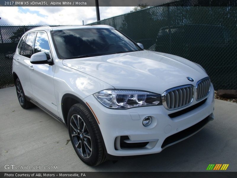 Front 3/4 View of 2017 X5 xDrive35i