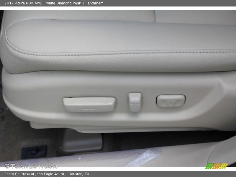 White Diamond Pearl / Parchment 2017 Acura RDX AWD
