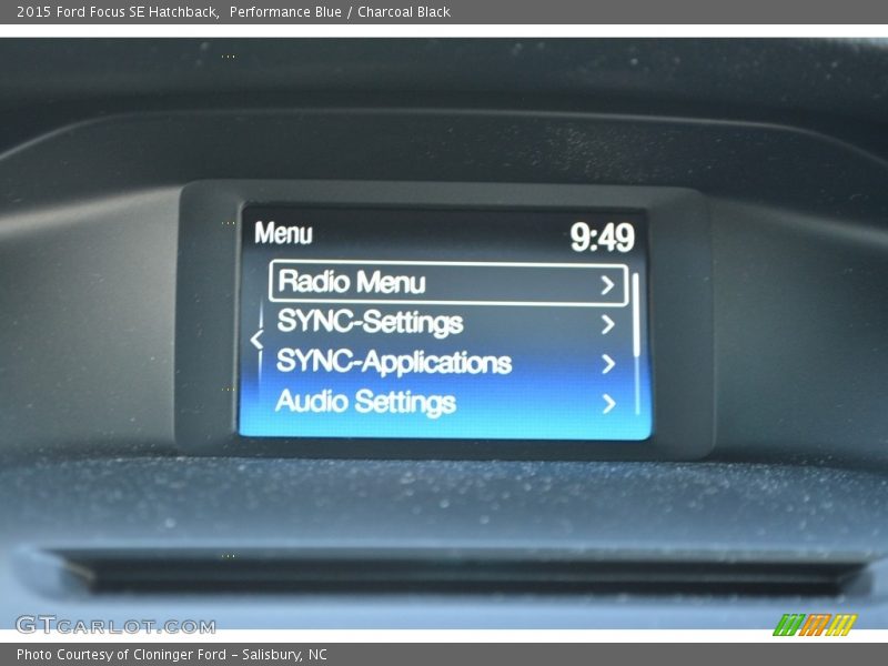 Performance Blue / Charcoal Black 2015 Ford Focus SE Hatchback