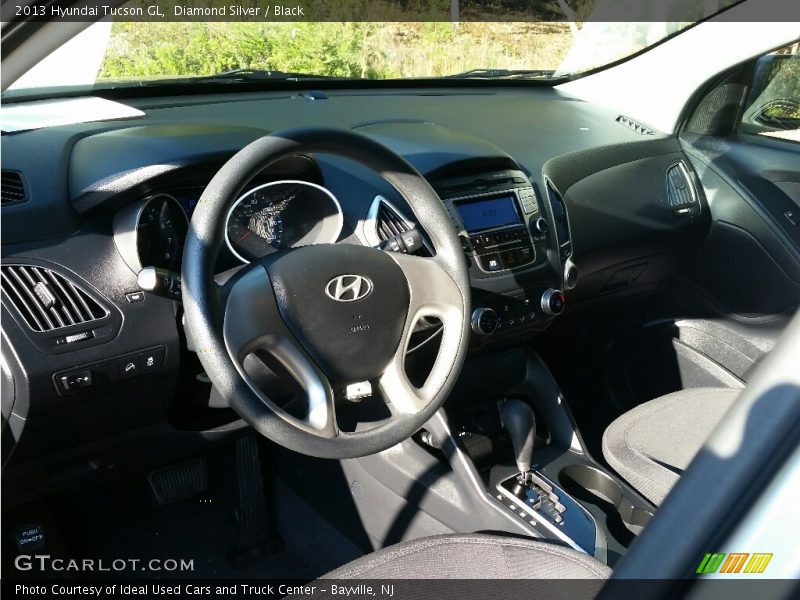 Diamond Silver / Black 2013 Hyundai Tucson GL
