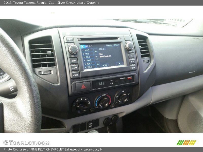 Silver Streak Mica / Graphite 2013 Toyota Tacoma Regular Cab