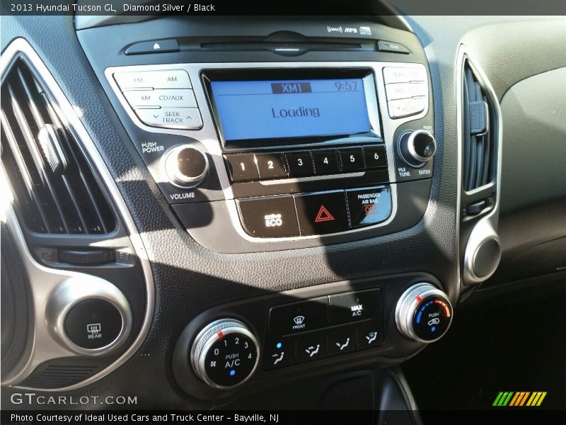 Diamond Silver / Black 2013 Hyundai Tucson GL
