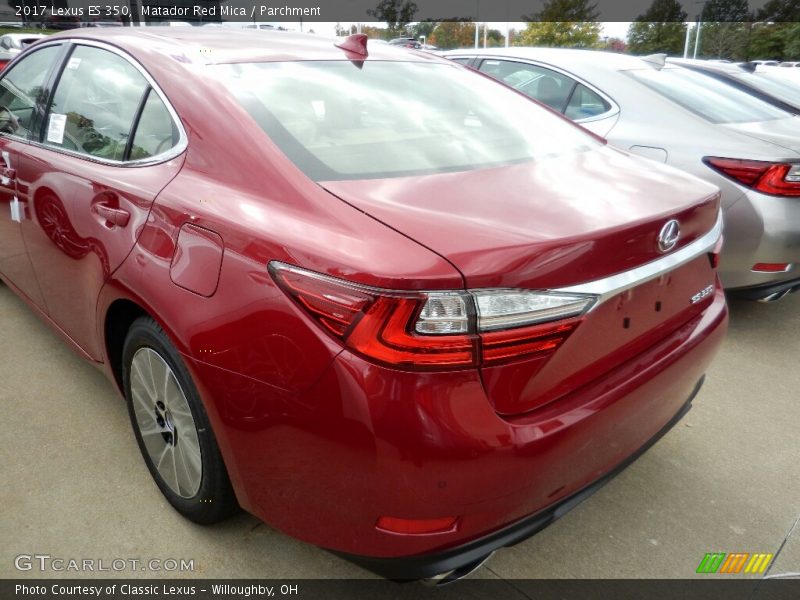 Matador Red Mica / Parchment 2017 Lexus ES 350