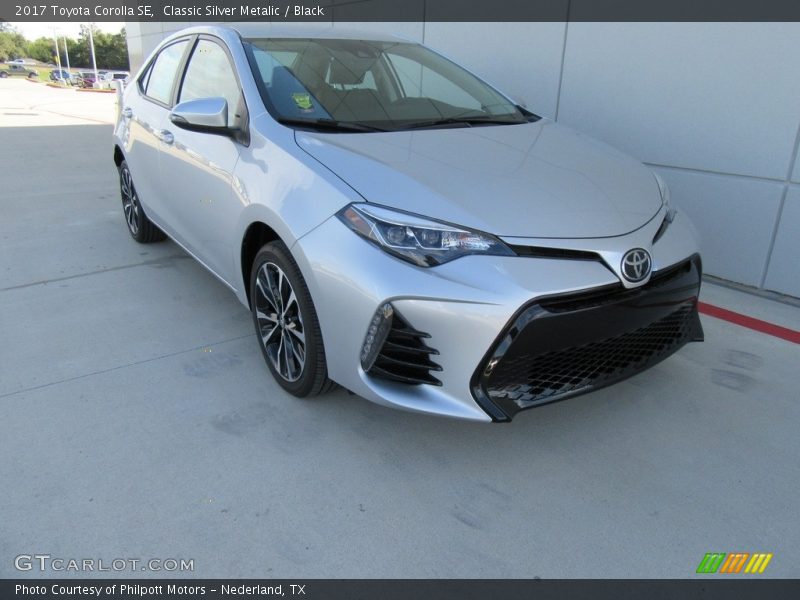 Classic Silver Metalic / Black 2017 Toyota Corolla SE