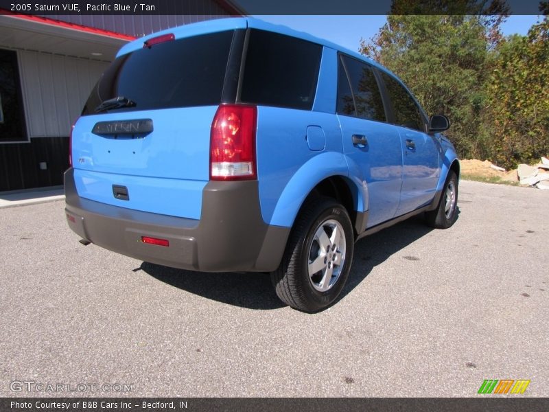 Pacific Blue / Tan 2005 Saturn VUE