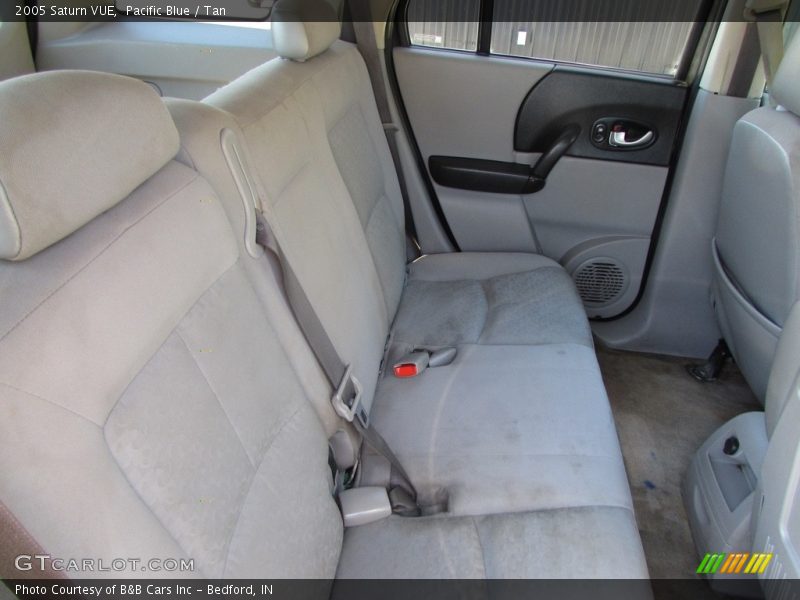 Pacific Blue / Tan 2005 Saturn VUE