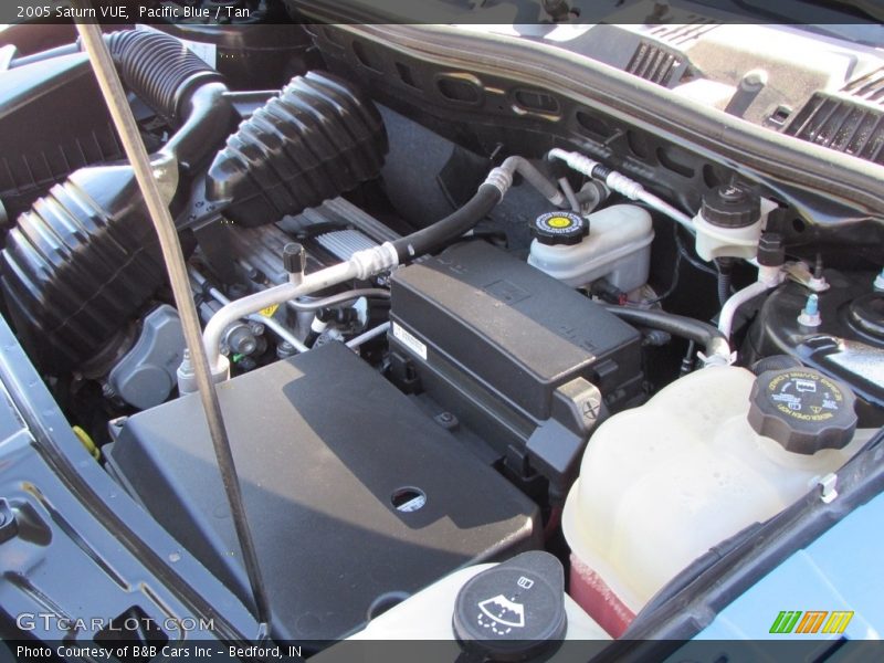 Pacific Blue / Tan 2005 Saturn VUE