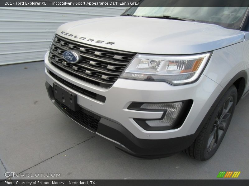 Ingot Silver / Sport Appearance Dark Earth Gray 2017 Ford Explorer XLT