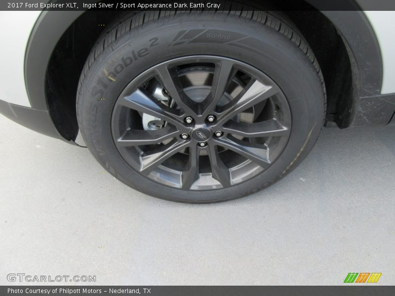 Ingot Silver / Sport Appearance Dark Earth Gray 2017 Ford Explorer XLT