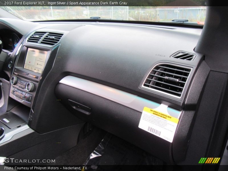 Ingot Silver / Sport Appearance Dark Earth Gray 2017 Ford Explorer XLT