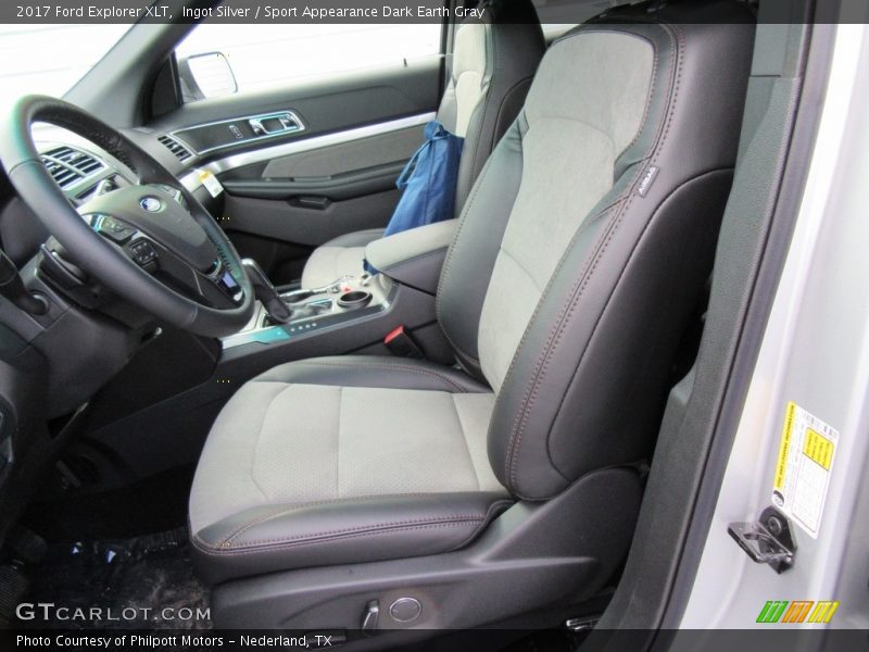 Ingot Silver / Sport Appearance Dark Earth Gray 2017 Ford Explorer XLT