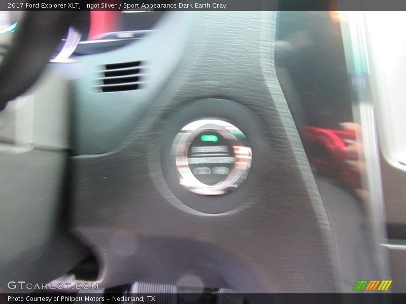 Ingot Silver / Sport Appearance Dark Earth Gray 2017 Ford Explorer XLT