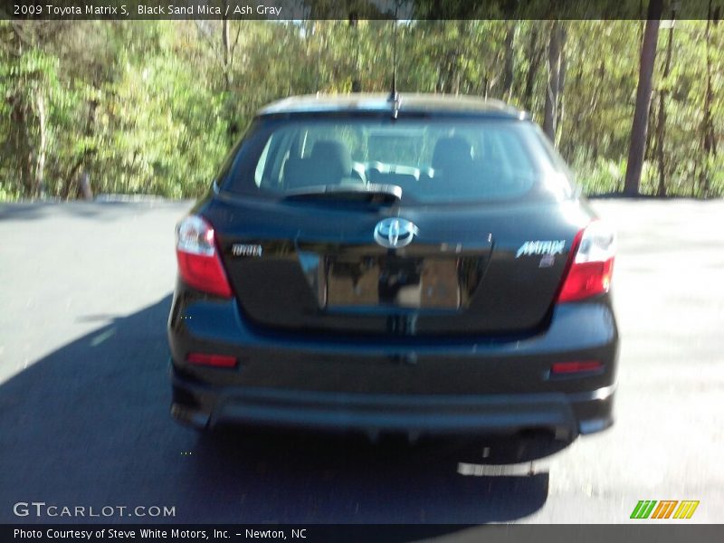 Black Sand Mica / Ash Gray 2009 Toyota Matrix S