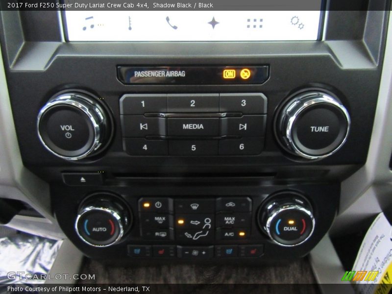 Shadow Black / Black 2017 Ford F250 Super Duty Lariat Crew Cab 4x4