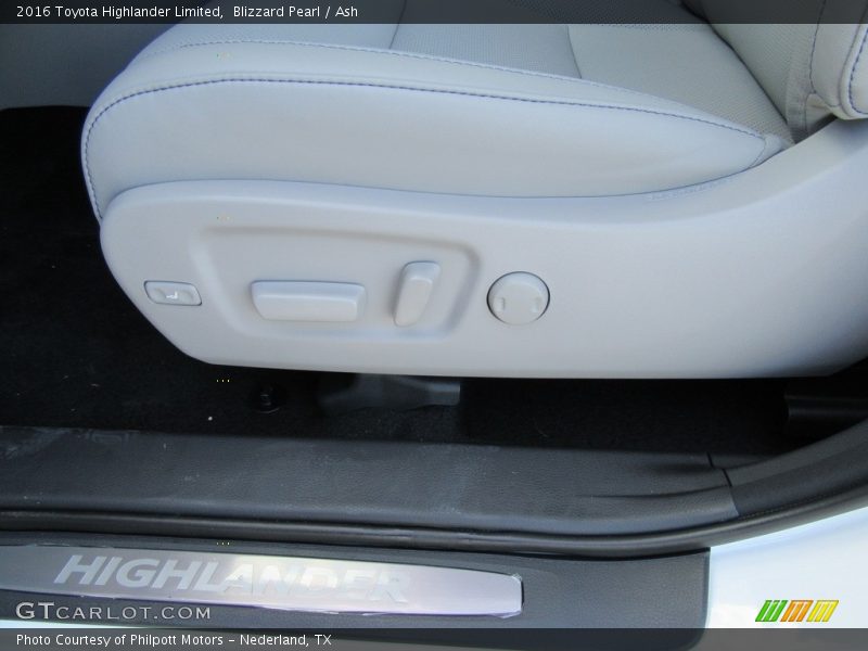 Blizzard Pearl / Ash 2016 Toyota Highlander Limited