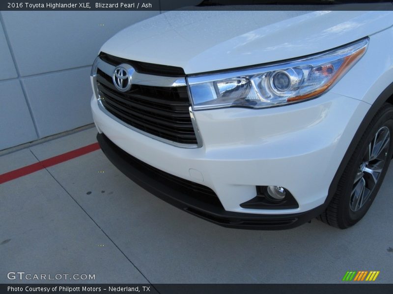 Blizzard Pearl / Ash 2016 Toyota Highlander XLE