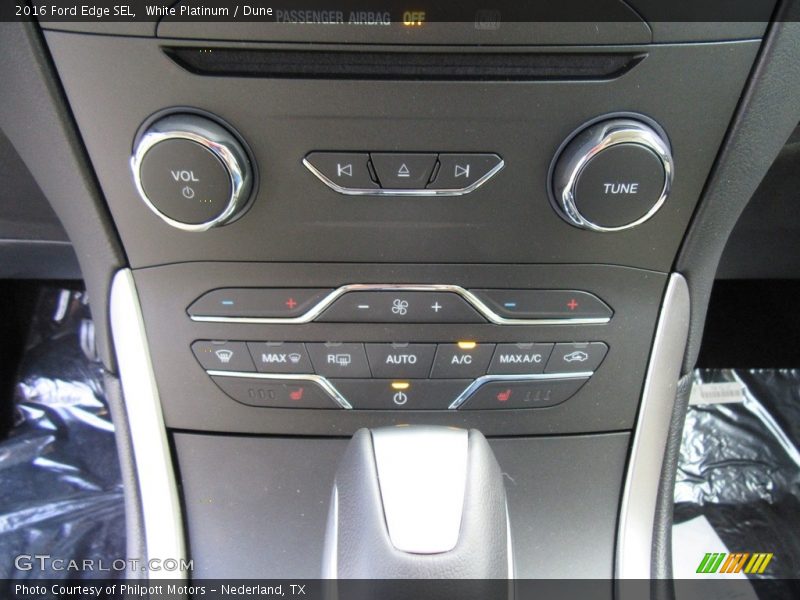 White Platinum / Dune 2016 Ford Edge SEL