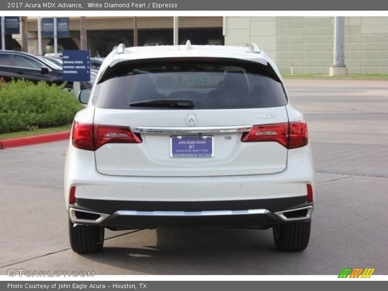 White Diamond Pearl / Espresso 2017 Acura MDX Advance
