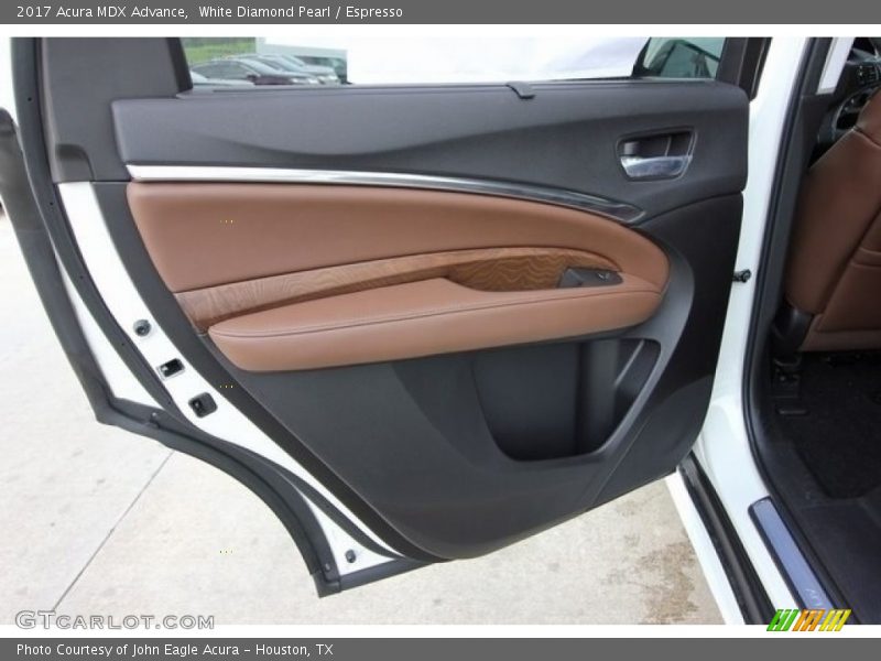 White Diamond Pearl / Espresso 2017 Acura MDX Advance