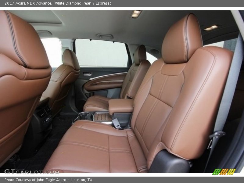 White Diamond Pearl / Espresso 2017 Acura MDX Advance