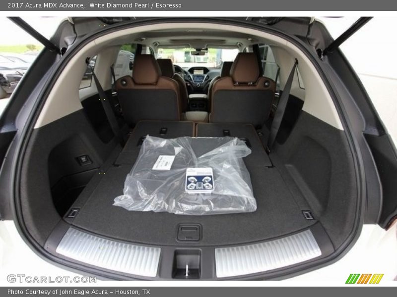 White Diamond Pearl / Espresso 2017 Acura MDX Advance